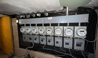 35 E 26TH St, Bayonne, NJ 07002