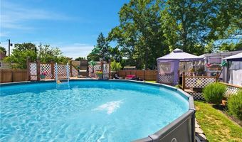 121 COLUMBIA Ave, Coventry, RI 02816