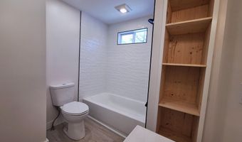 155 Second St, Auburn, ME 04210