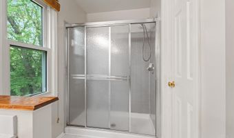 7633 Brannon Dr, Anderson Twp., OH 45255