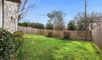 5823 GOLDSBORO Rd, Bethesda, MD 20817