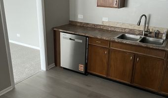 518 W Miner St 2H, Arlington Heights, IL 60005