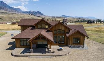 82 Big Creek Dr, Cody, WY 82414