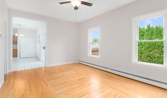 91 Warren Ave, Cranston, RI 02920