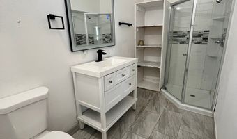 166 Big Oak Dr, Adkins, TX 78101