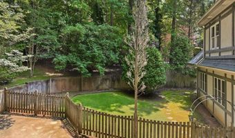 372 Woodhaven Dr, Athens, GA 30606