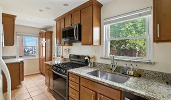 5075 10TH St NE, Washington, DC 20017