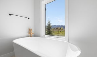 85 COLUMBINE St, Alpine, WY 83128