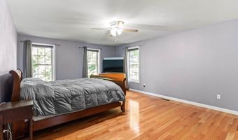 34 Chestnut Dr, Allenstown, NH 03275