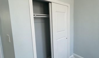 27 E 46TH St 3, Bayonne, NJ 07002