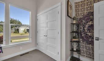 1004 S 46TH St, Springfield, OR 97478