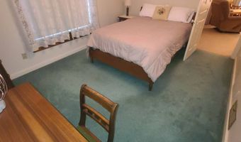 814 Sinclair St, Bottineau, ND 58318