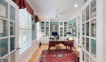 7565 MARSHALL Dr, Annandale, VA 22003