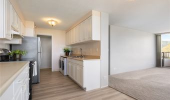 2825 S King St 2403, Honolulu, HI 96826