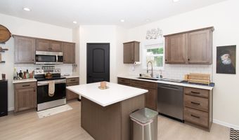 3425 Bruin Pass, Auburn, IN 46706