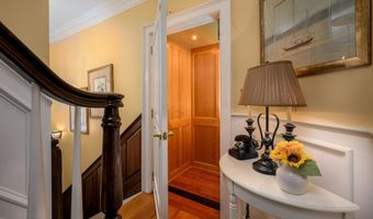 132 Coral St, Beach Haven, NJ 08008