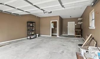 110 WOODCHASE Dr, Belle Chasse, LA 70037