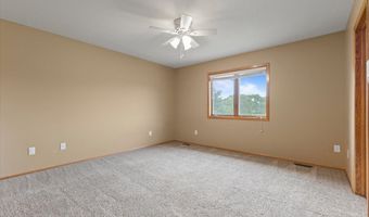 704 SW Coventry Cir, Ankeny, IA 50023