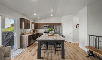 1636 25th Ave SW, Altoona, IA 50009