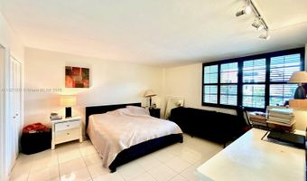 9500 W Bay Harbor Dr 2G, Bay Harbor Islands, FL 33154
