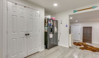 109 W Purdom Ave, Alvarado, TX 76009