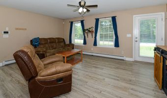 50 Braman St, Auburn, ME 04210