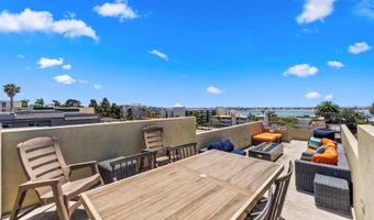 3952 Haines St, San Diego, CA 92109