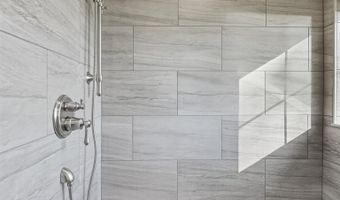 43 Lane 345 Crooked Lk, Angola, IN 46703