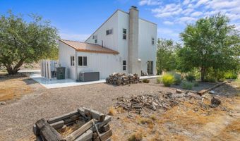 32337 Belle Ave, Bruneau, ID 83604