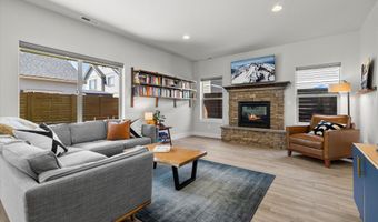 20571 Rolen Ave, Bend, OR 97702