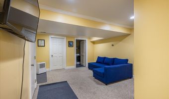 70 Albemarle St, Bridgeport, CT 06606
