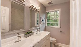 3436 HOLLY Rd, Annandale, VA 22003