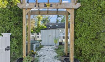 240 Timberline Rd, Toms River, NJ 08753