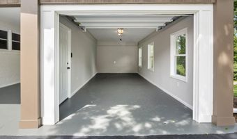 121 NE Hill Dr, Abingdon, VA 24210