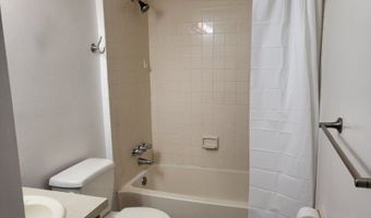 1 Red Lodge Dr 5, Alloway, NJ 07462