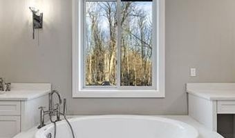 2280 Heidi Dr, Addison Twp., MI 48370