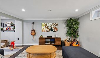 533 E LURAY Ave, Alexandria, VA 22301
