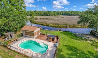 8597 Doar Rd, Awendaw, SC 29429