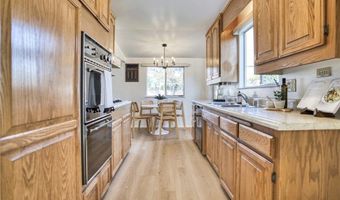 324 N La Reina St, Anaheim, CA 92801