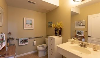 304 HAWTHORNE Ln, Barnegat, NJ 08005