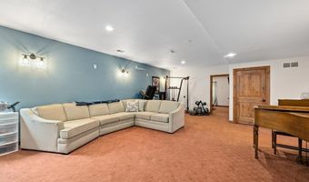 7510 HAWTHORNE Dr, Cheyenne, WY 82009