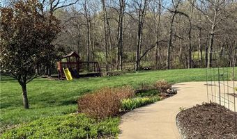 154 Deer Run Rd, Atchison, KS 66002