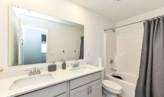 7369 Fallsworth Dr, Avon, IN 46123
