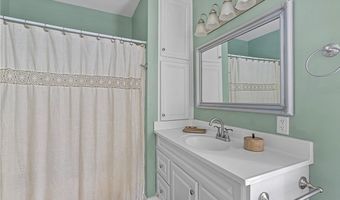 300 Virginia St, Ashland, VA 23005