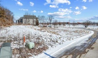 1090 Walnut Ave, Riverside, IA 52327