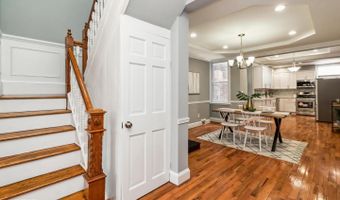 3328 E BALTIMORE St, Baltimore, MD 21224