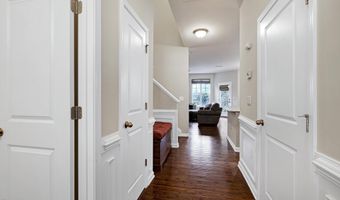 630 Briarcliff St, Apex, NC 27502
