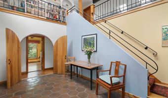 104 Juniper Ridge Rd, Brattleboro, VT 05301