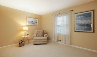 6 Harbor View Dr, Atlantic Highlands, NJ 07716