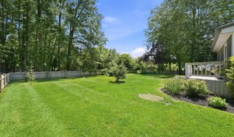 5 LINDEN SPRING Ln, Bear, DE 19701